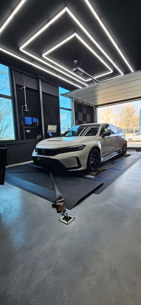 Van Drie Performance Honda Civic op de vermogensbank